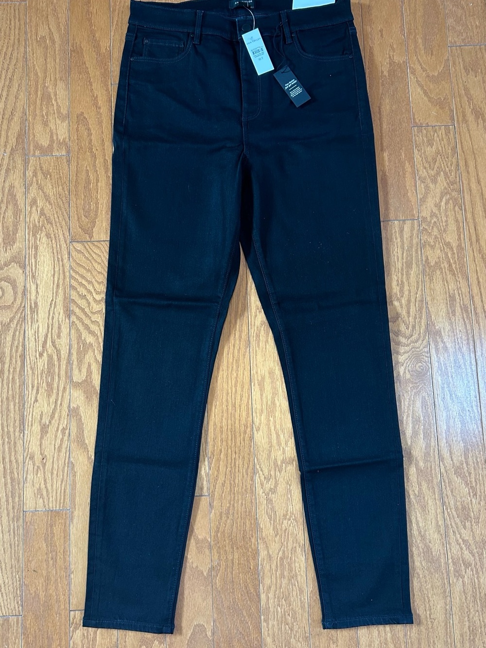 Ann Taylor Black Women’s Skinny Jeans
